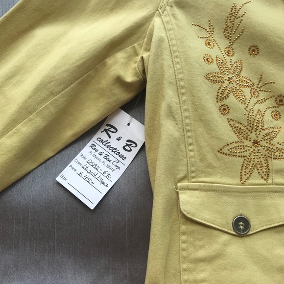 Yellow crop jacket with embellishments. - Picture 5 of 8
